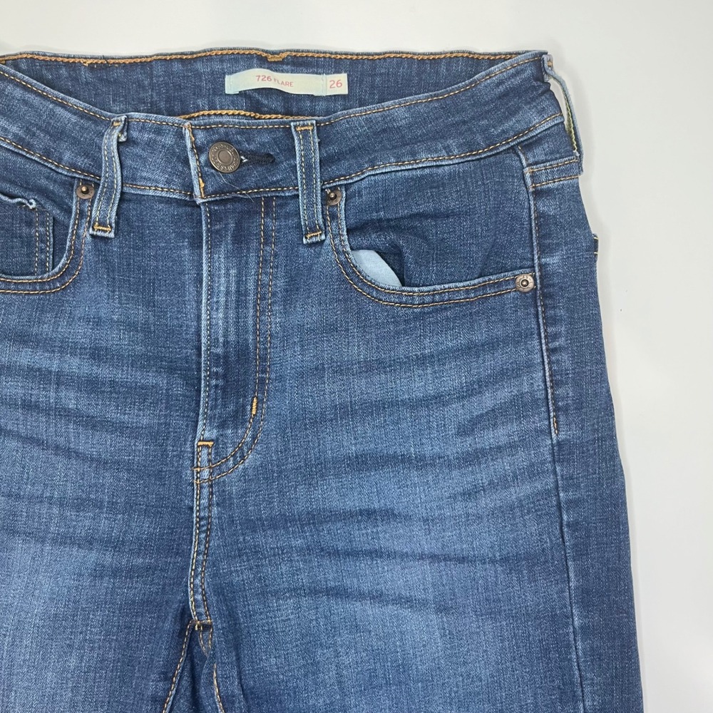Levis 726 High Rise Flare Jeans Dark Wash Raw Hem 26x32 A3410-0064